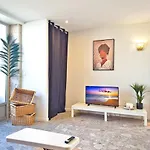 Petit Albert, Confortable, Proche De La Rochelle Apartament *