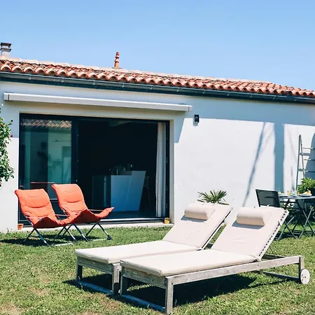 Petit Albert, Confortable, Proche De La Rochelle דירה אייטר